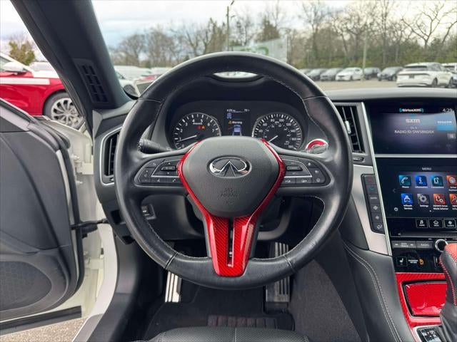 2021 INFINITI Q60 LUXE AWD