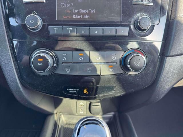 2017 Nissan Rogue S