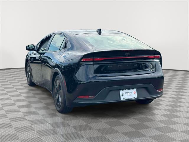 2025 Toyota Prius LE