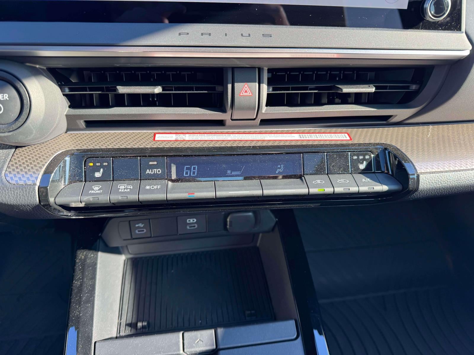 2025 Toyota Prius XLE