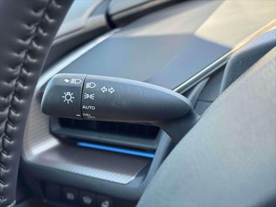 2025 Toyota Prius XLE