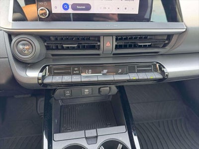 2023 Toyota Prius LE