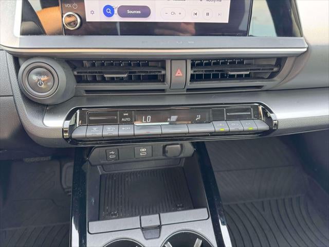 2023 Toyota Prius LE