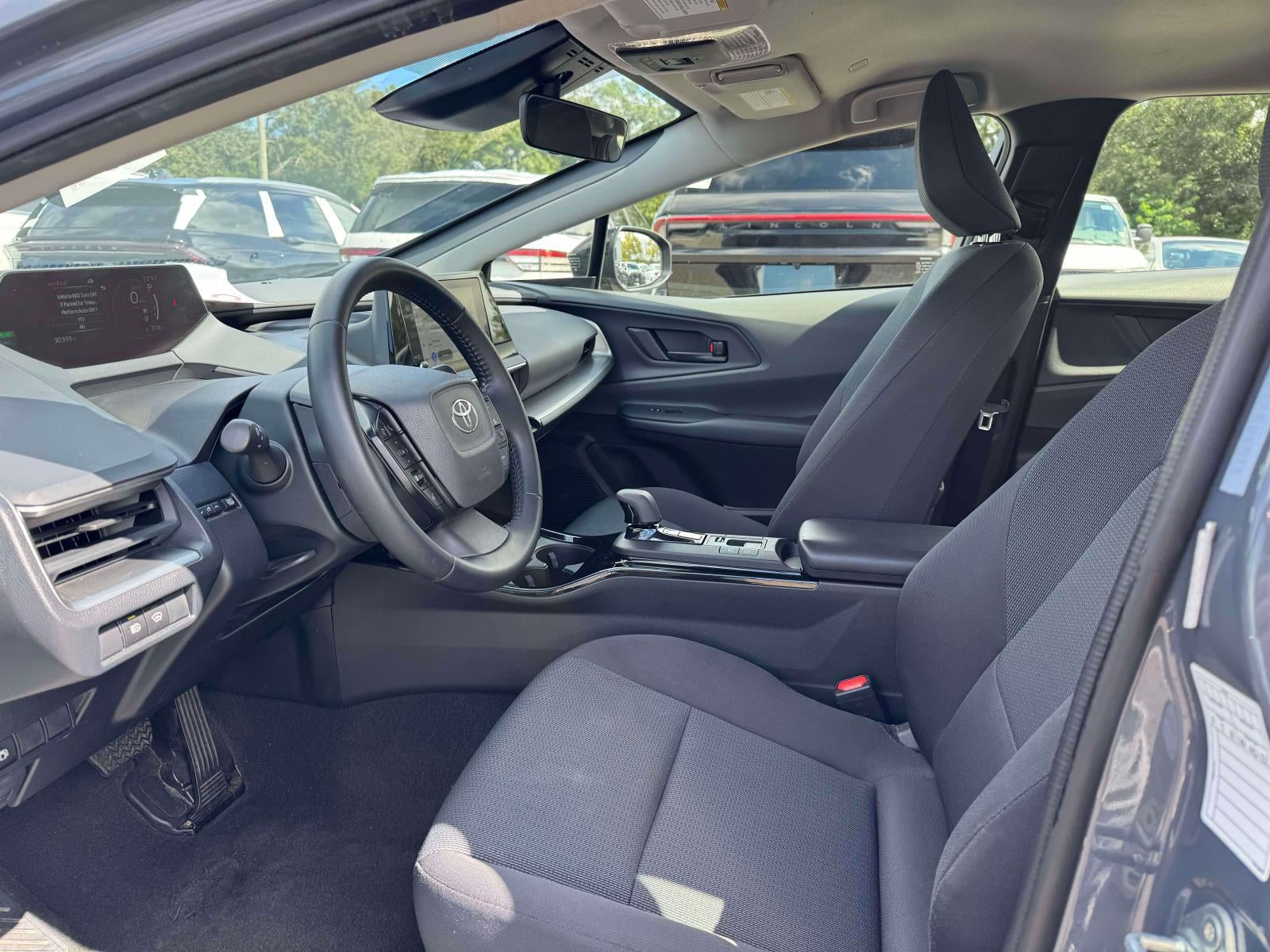 2025 Toyota Prius LE