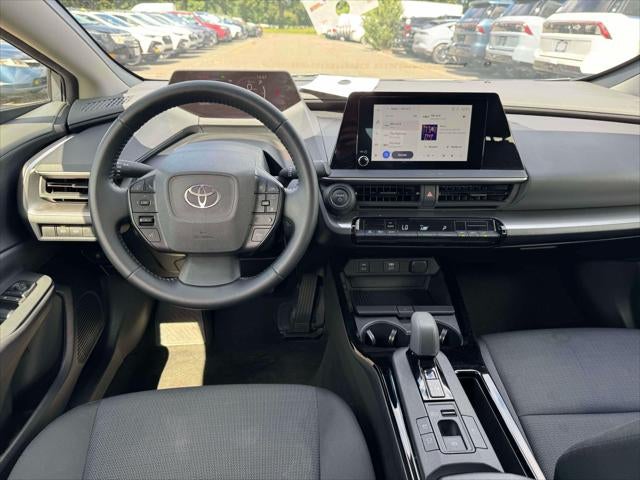 2025 Toyota Prius LE