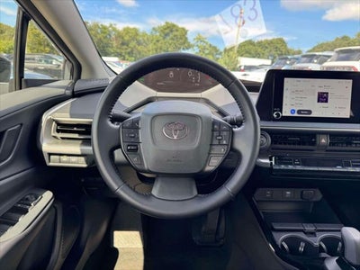 2025 Toyota Prius LE