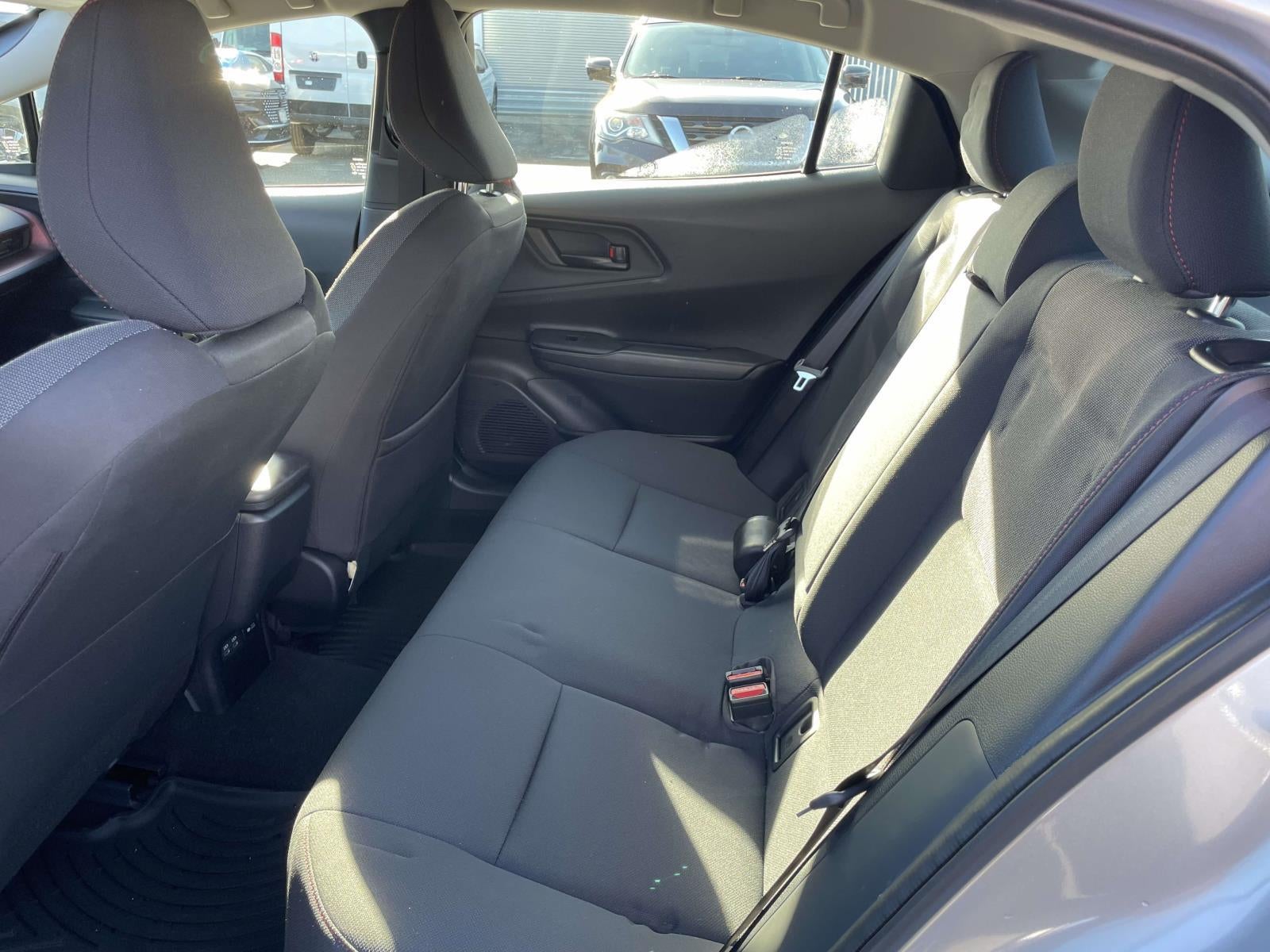 2024 Toyota Prius Prime SE