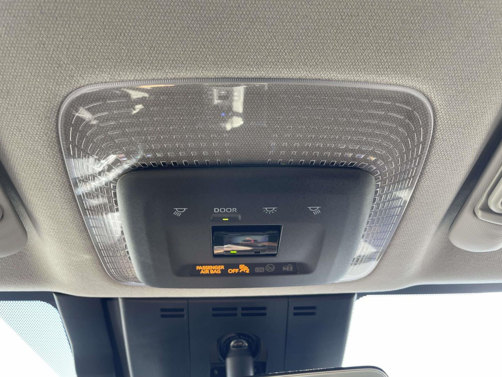 2024 Toyota Prius Prime SE