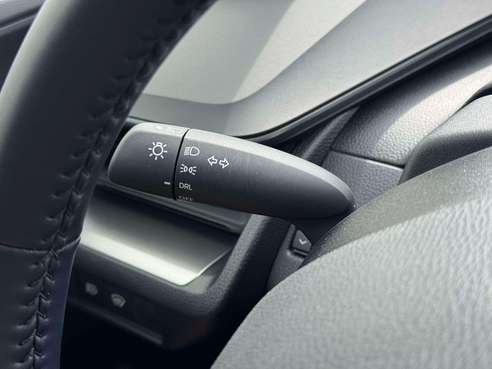2025 Toyota Prius LE AWD-e