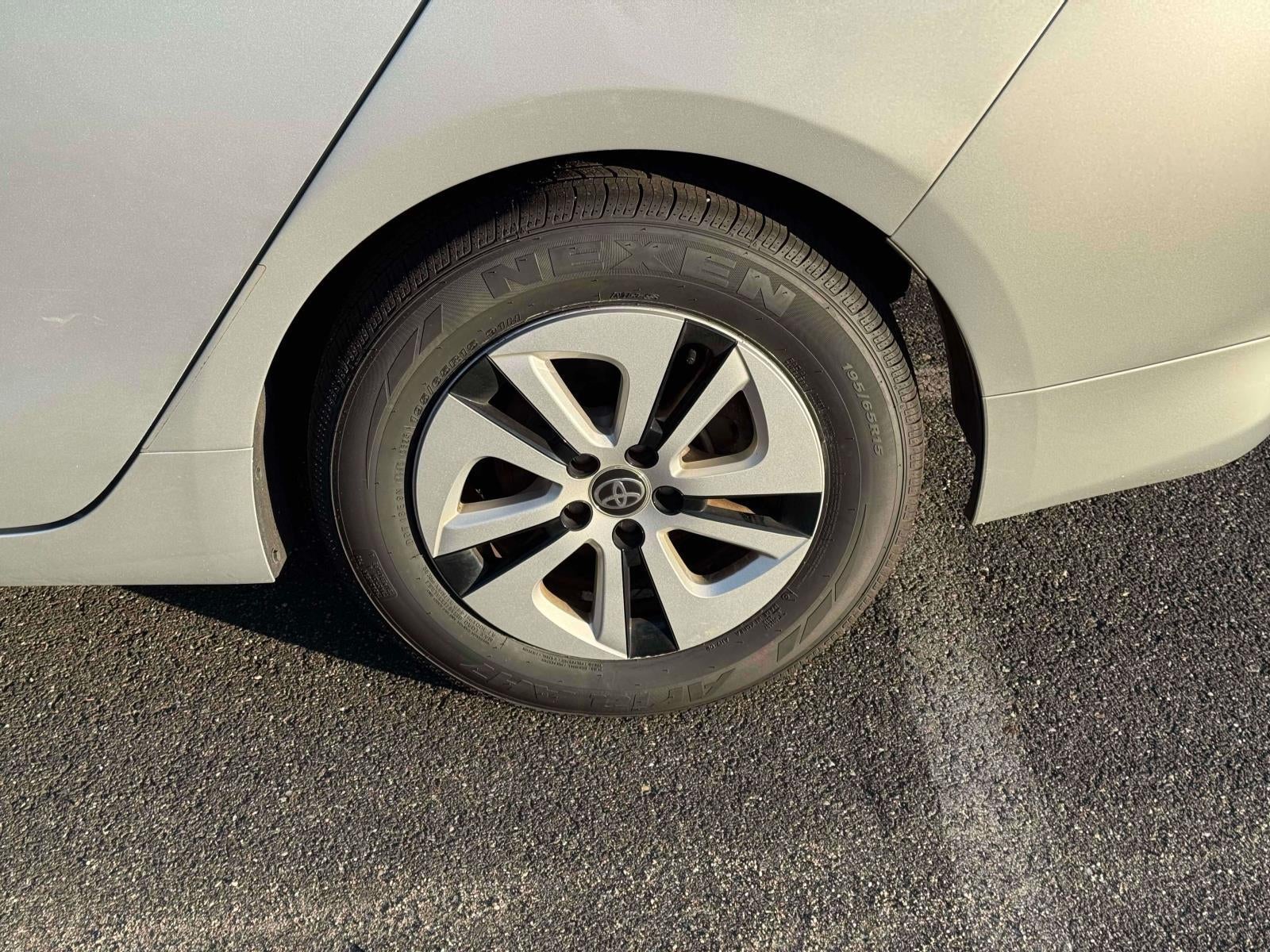 2017 Toyota Prius Four