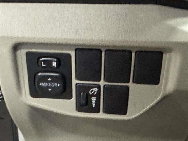 2015 Toyota Prius Four