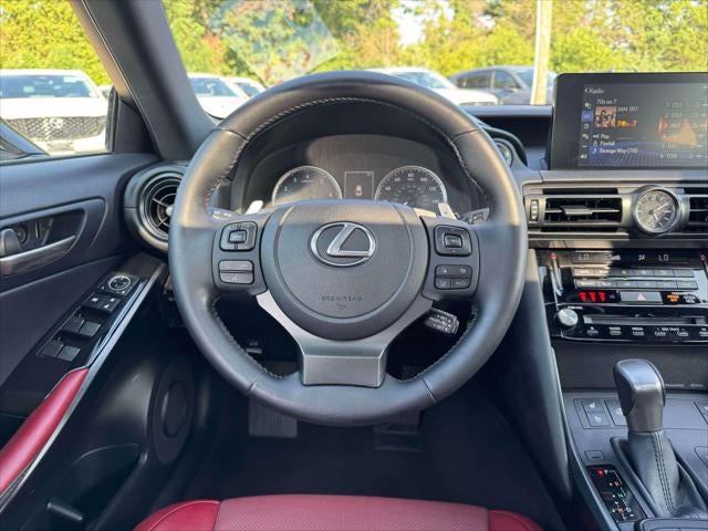 2024 Lexus IS 300 300