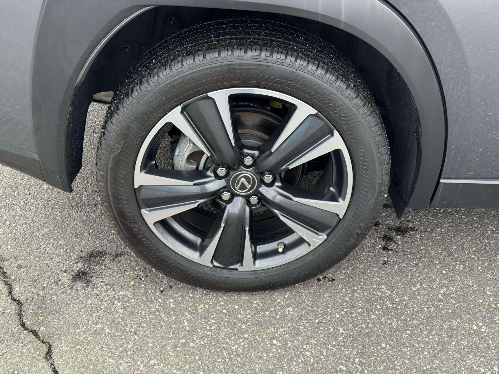2024 Lexus UX 250h 250h Base