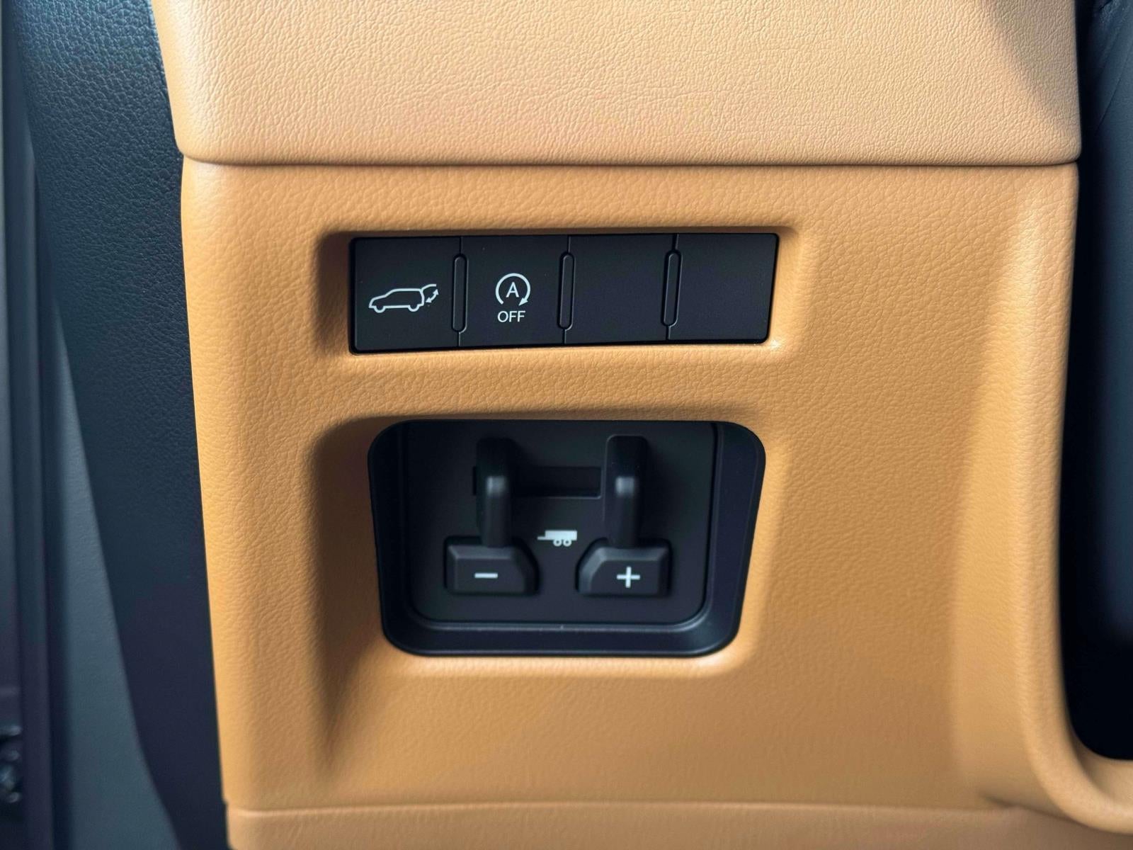 2025 Lexus LX 600 Luxury