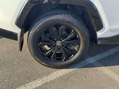 2023 Toyota RAV4 Hybrid SE