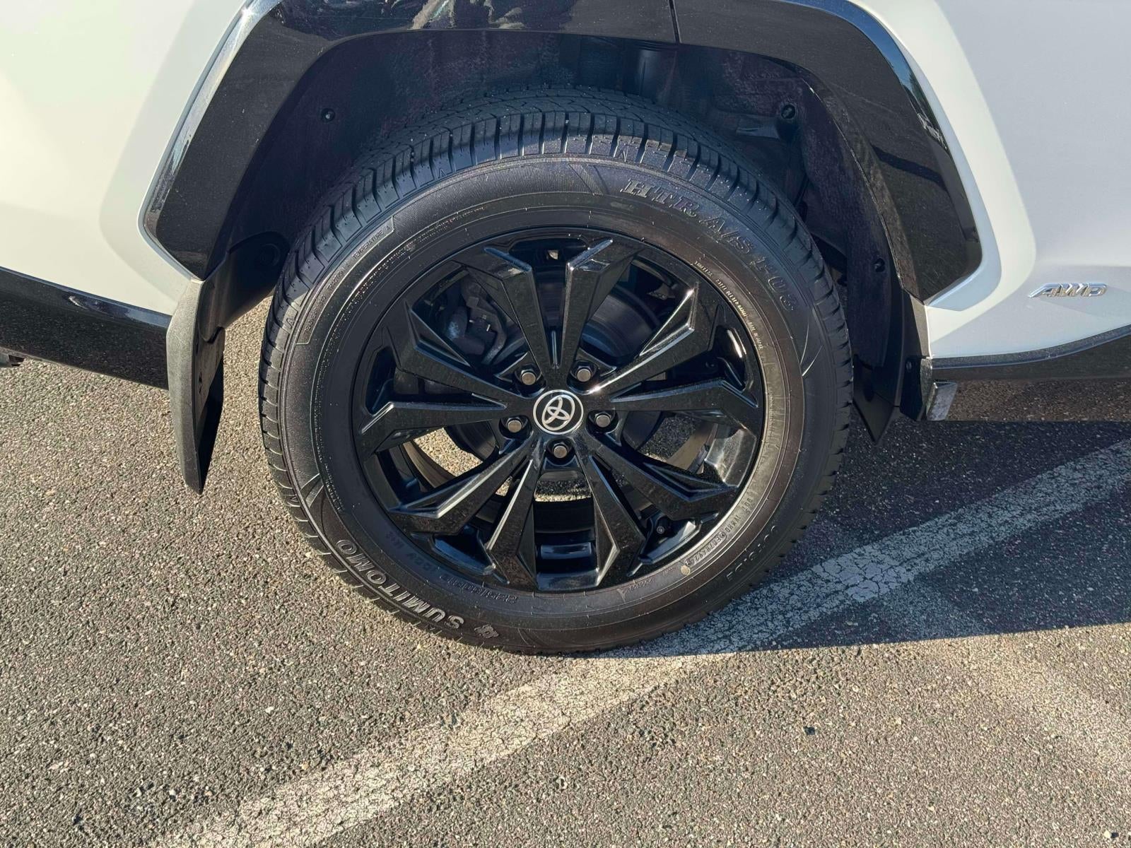 2023 Toyota RAV4 Hybrid SE