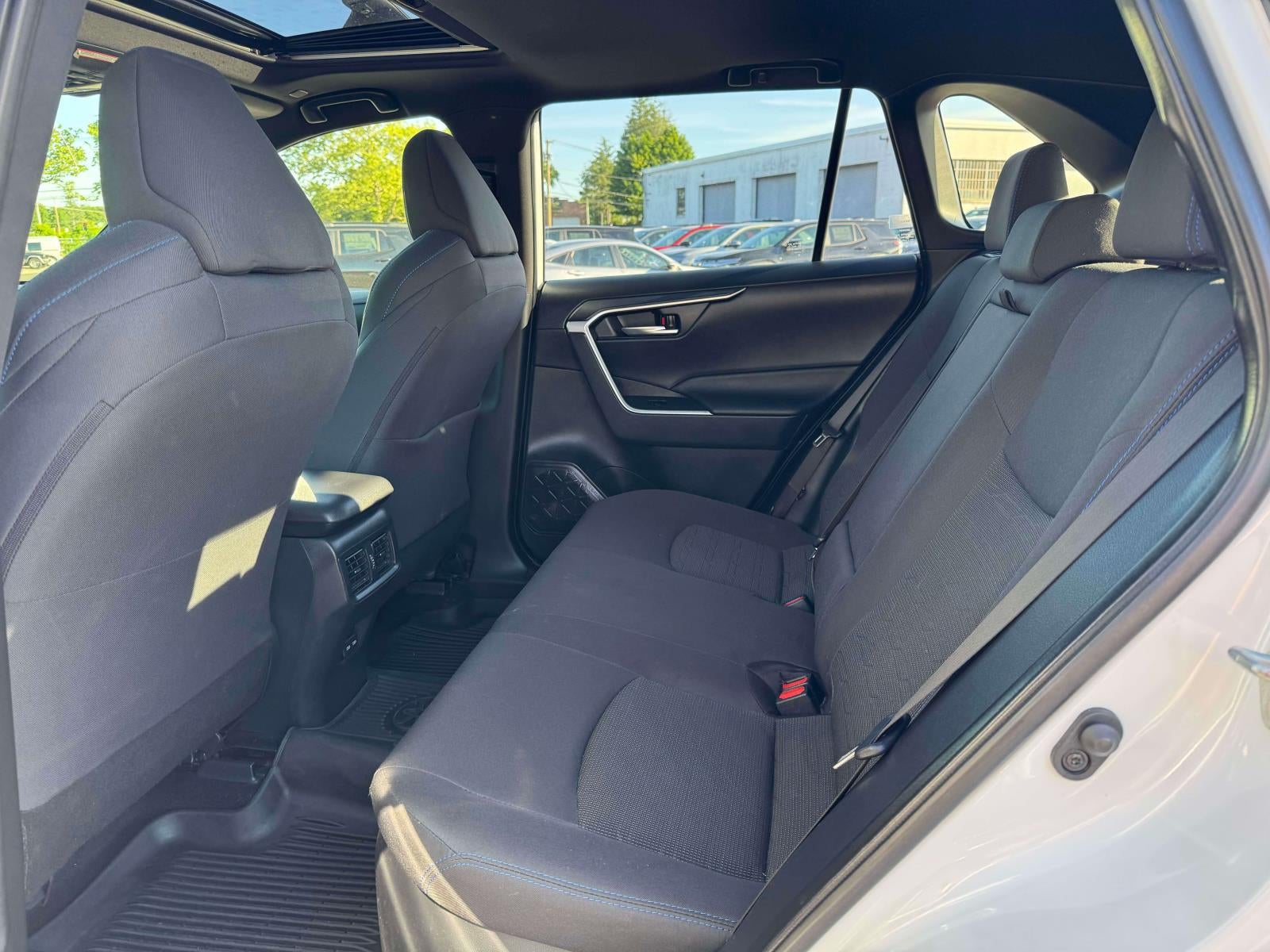 2023 Toyota RAV4 Hybrid SE