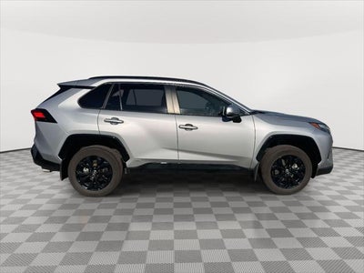 2023 Toyota RAV4 Hybrid SE