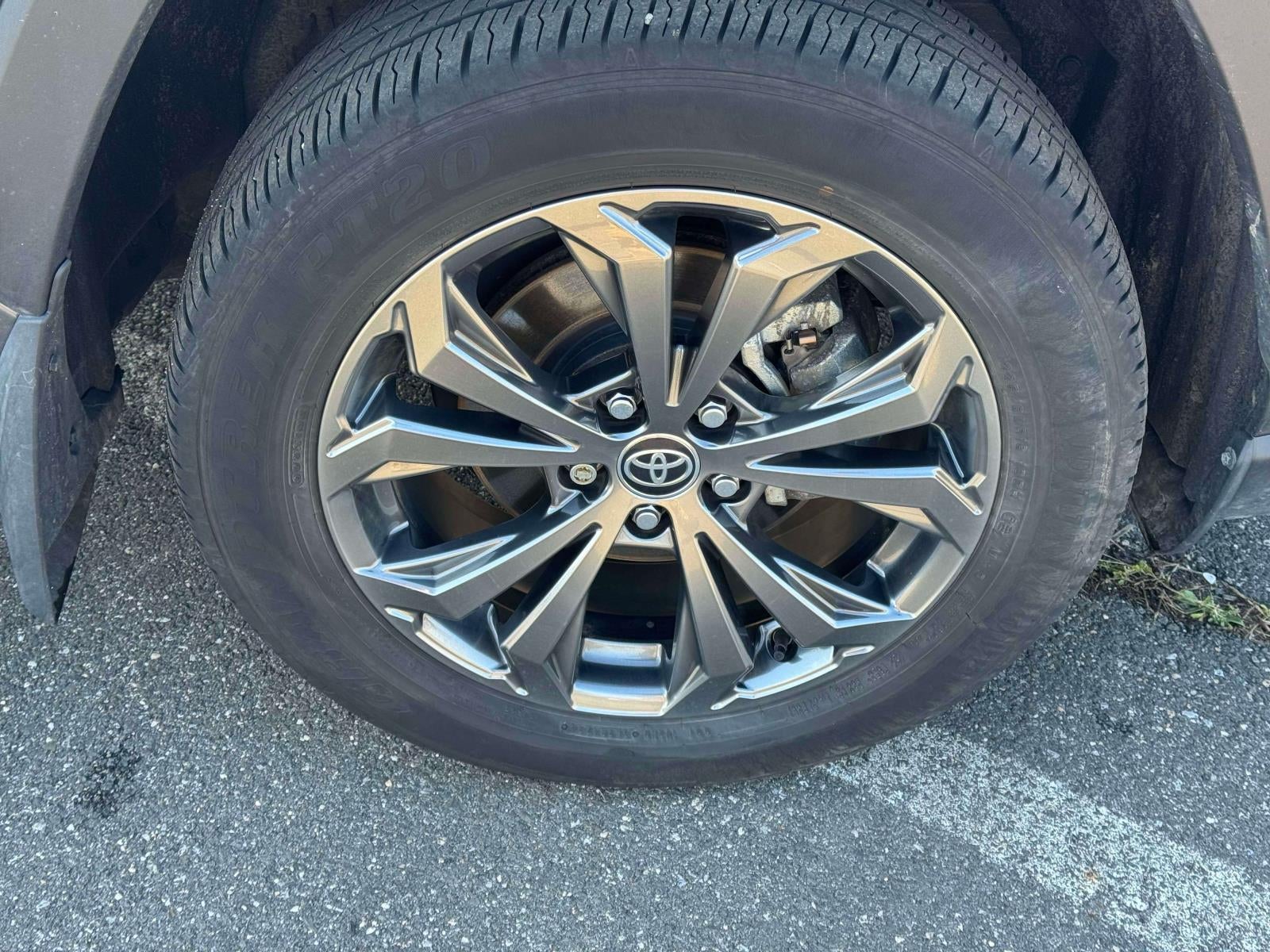 2025 Toyota RAV4 Hybrid XLE Premium