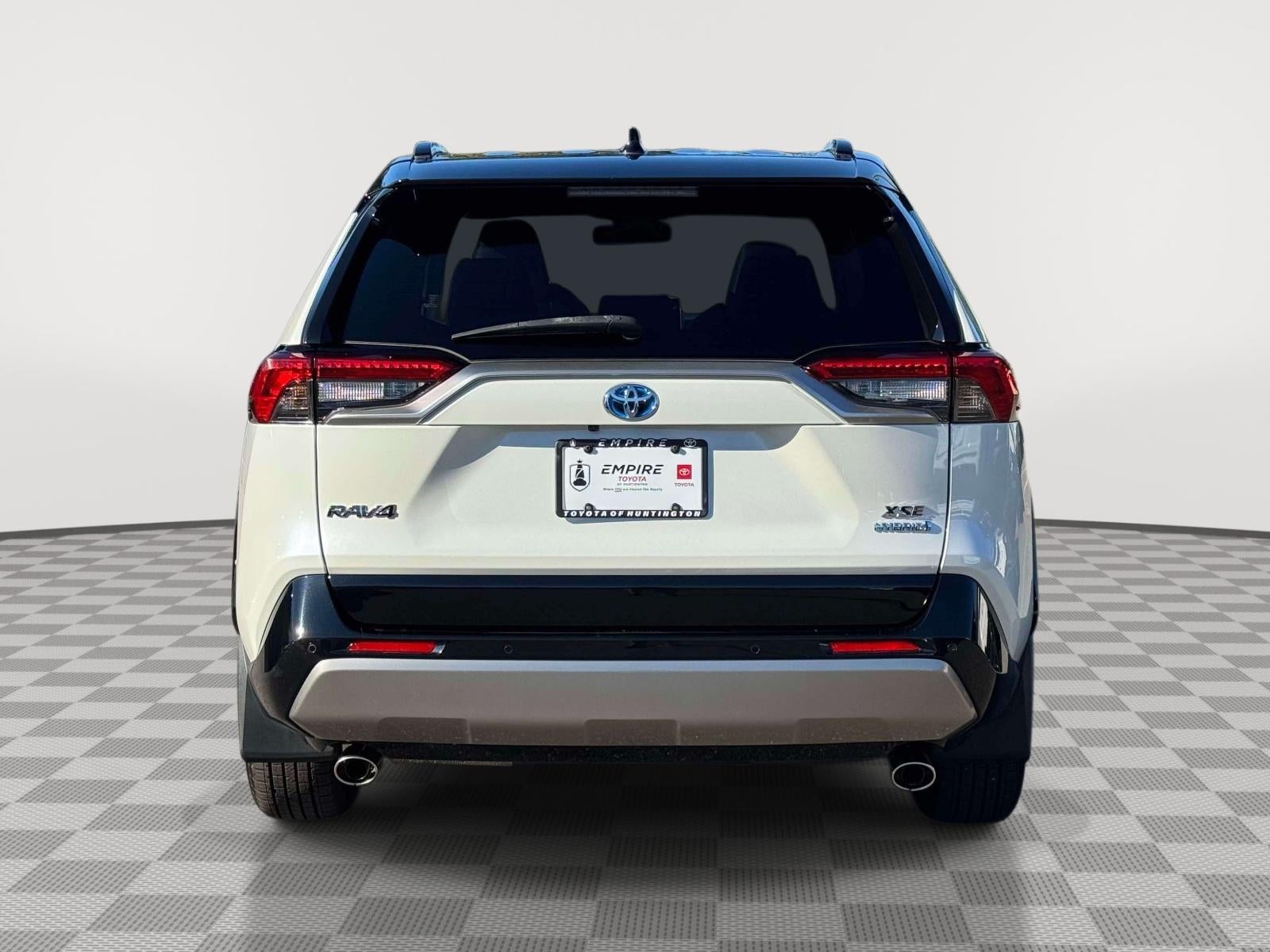 2022 Toyota RAV4 Hybrid XSE