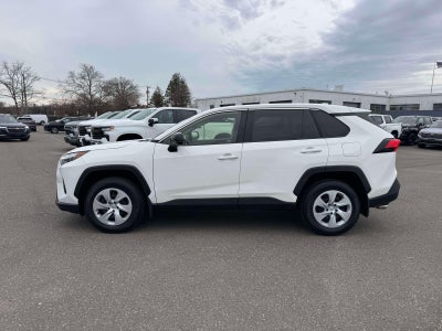 2023 Toyota RAV4 LE