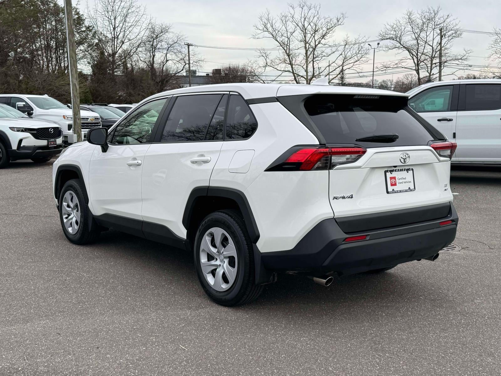 2023 Toyota RAV4 LE