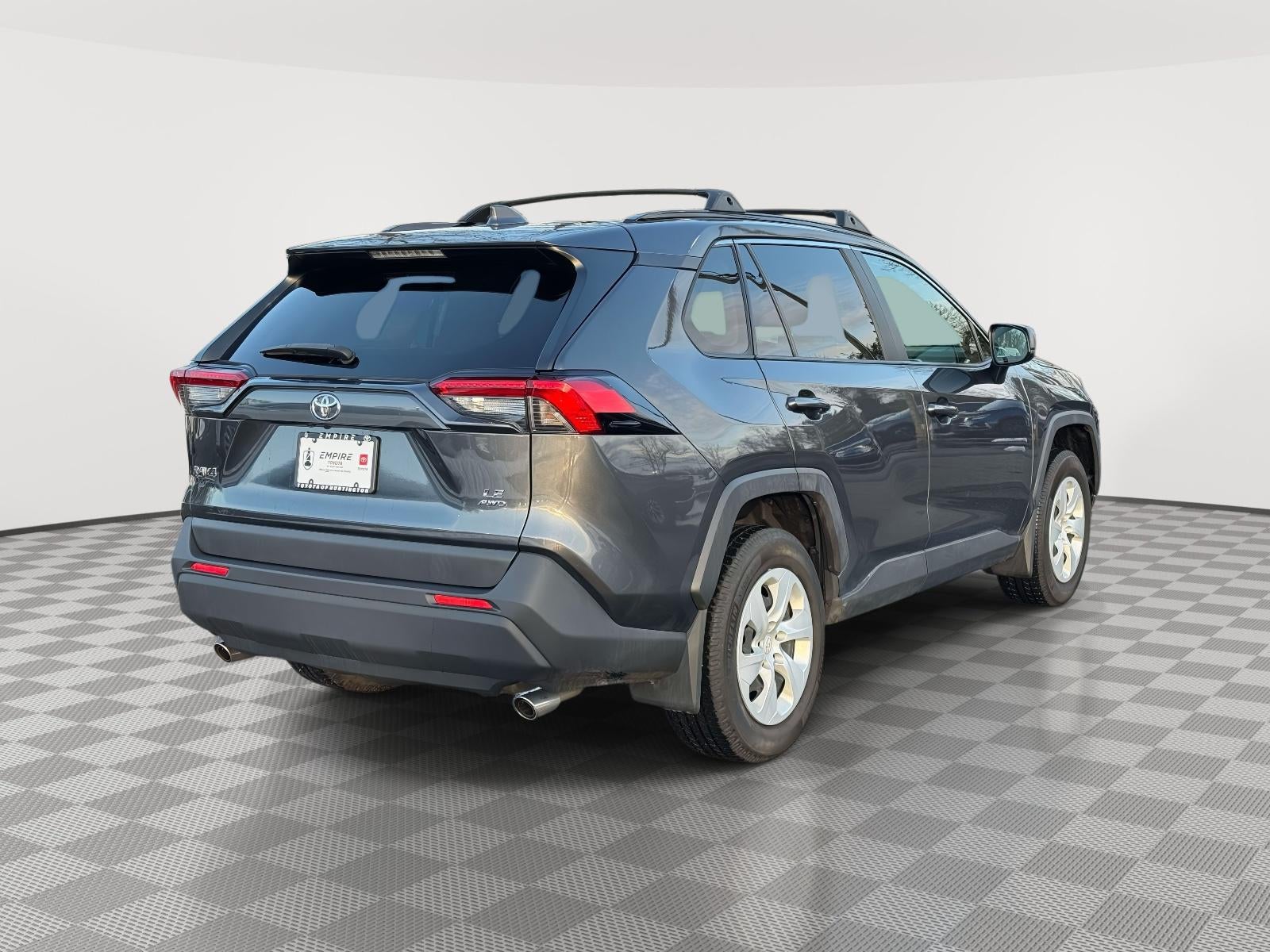2020 Toyota RAV4 LE