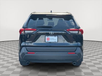 2020 Toyota RAV4 LE