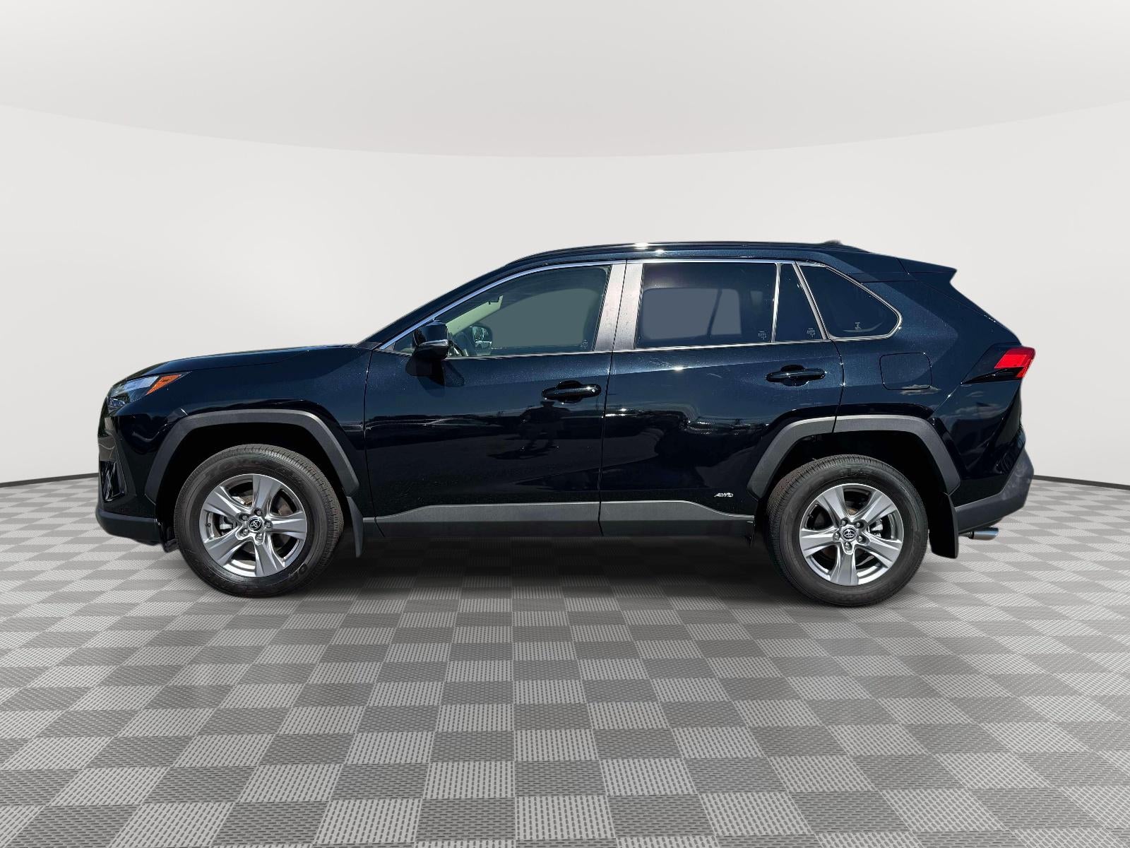 2023 Toyota RAV4 Hybrid LE
