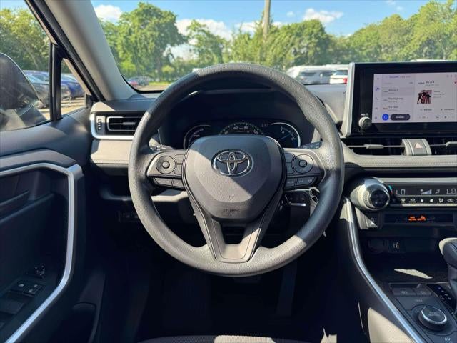 2023 Toyota RAV4 Hybrid LE