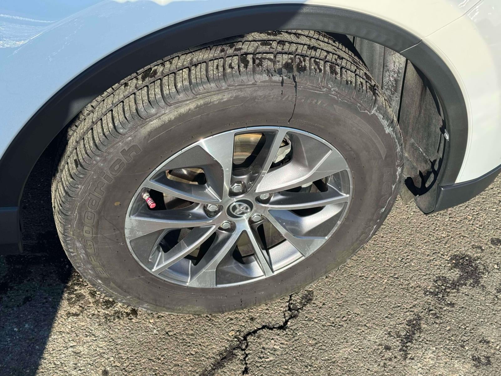 2018 Toyota RAV4 Hybrid XLE