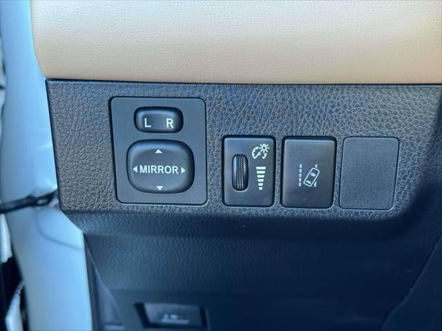 2018 Toyota RAV4 Hybrid XLE