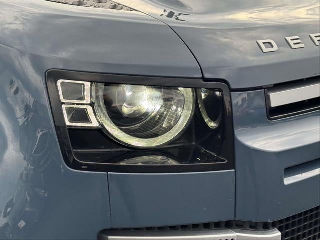 2024 Land Rover Defender 110 P300