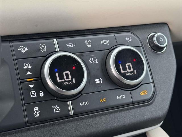 2024 Land Rover Defender 110 P300