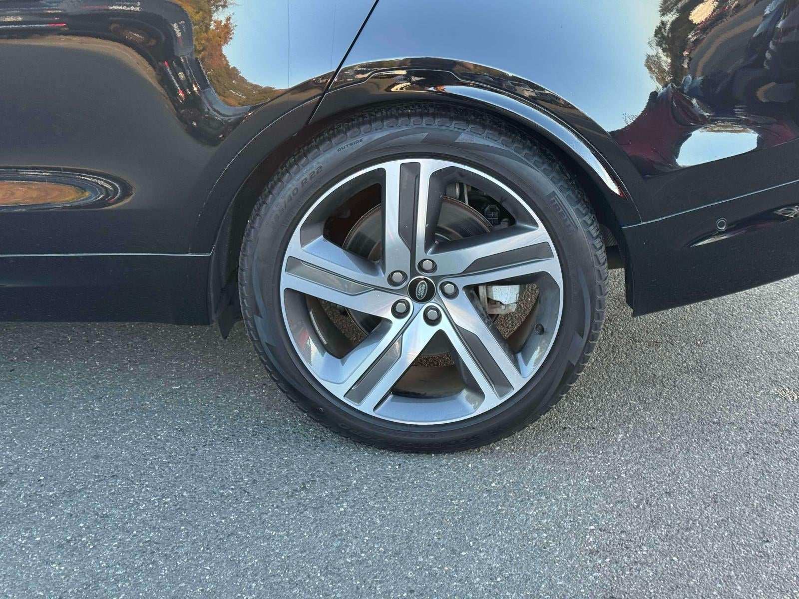 2023 Land Rover Discovery P360 HSE R-Dynamic