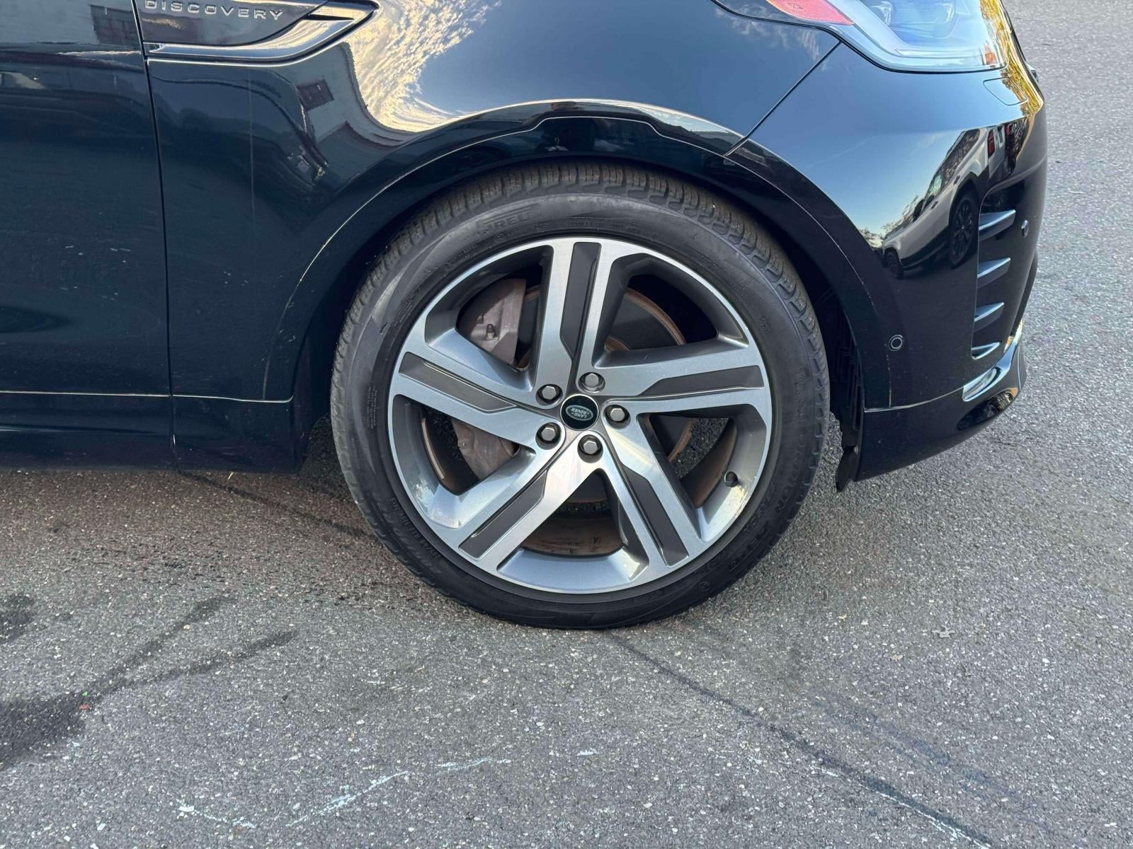 2023 Land Rover Discovery P360 HSE R-Dynamic