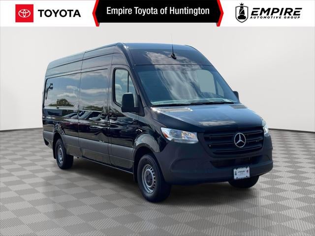 2023 Mercedes-Benz Sprinter 2500 High Roof 4-Cyl Gas