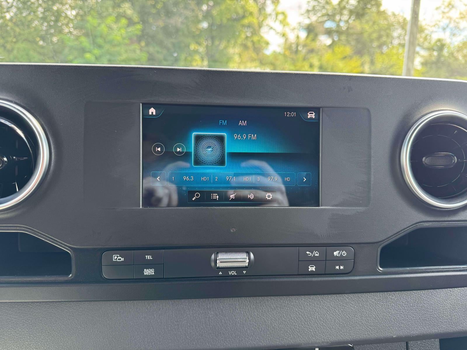 2022 Mercedes-Benz Sprinter 2500 Standard Roof V6