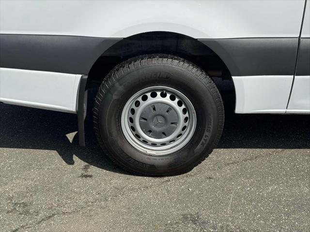 2022 Mercedes-Benz Sprinter 2500 Standard Roof V6