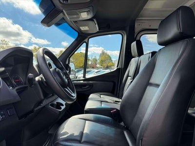2022 Mercedes-Benz Sprinter 2500 Standard Roof V6