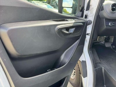 2022 Mercedes-Benz Sprinter 2500 Standard Roof V6