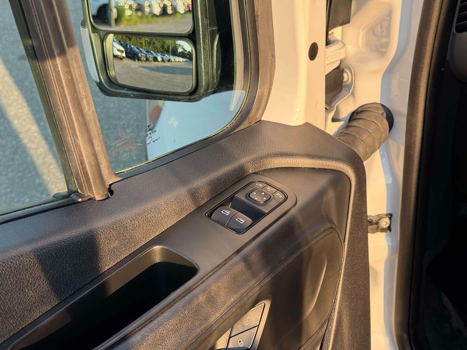 2022 Mercedes-Benz Sprinter 1500 Standard Roof I4