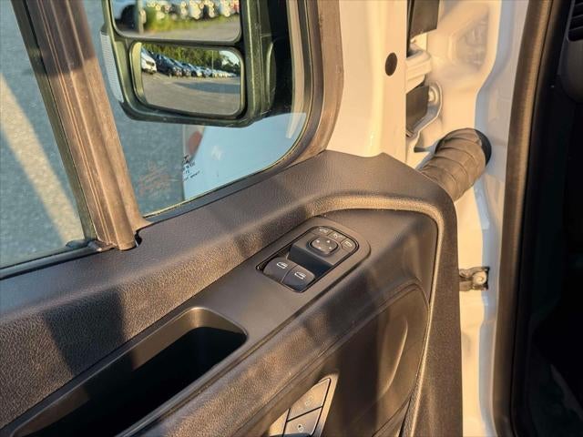 2022 Mercedes-Benz Sprinter 1500 Standard Roof I4