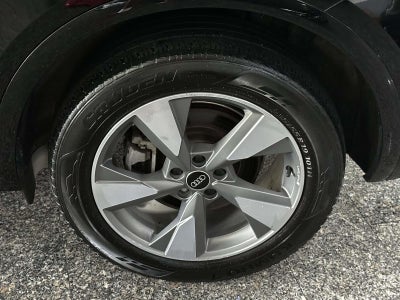 2023 Audi Q5 Premium 40 TFSI quattro S tronic