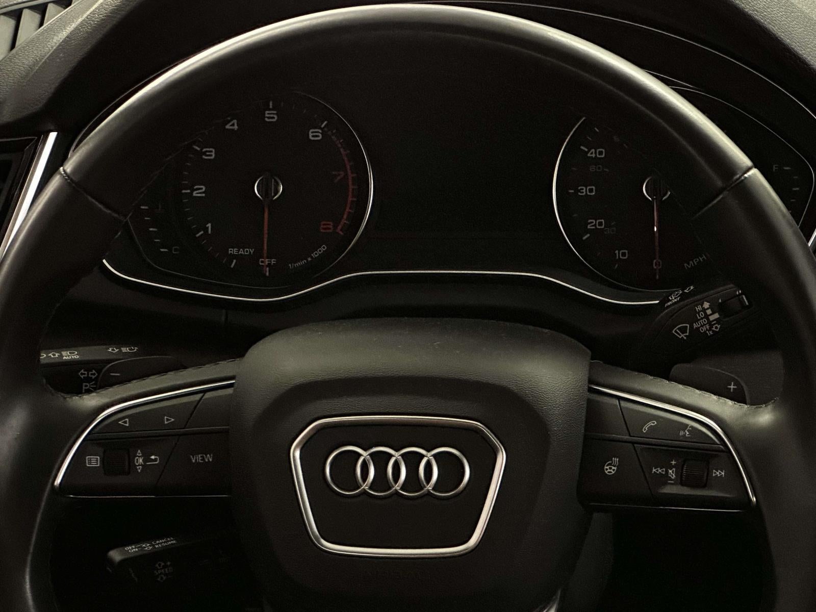2023 Audi Q5 Premium 40 TFSI quattro S tronic