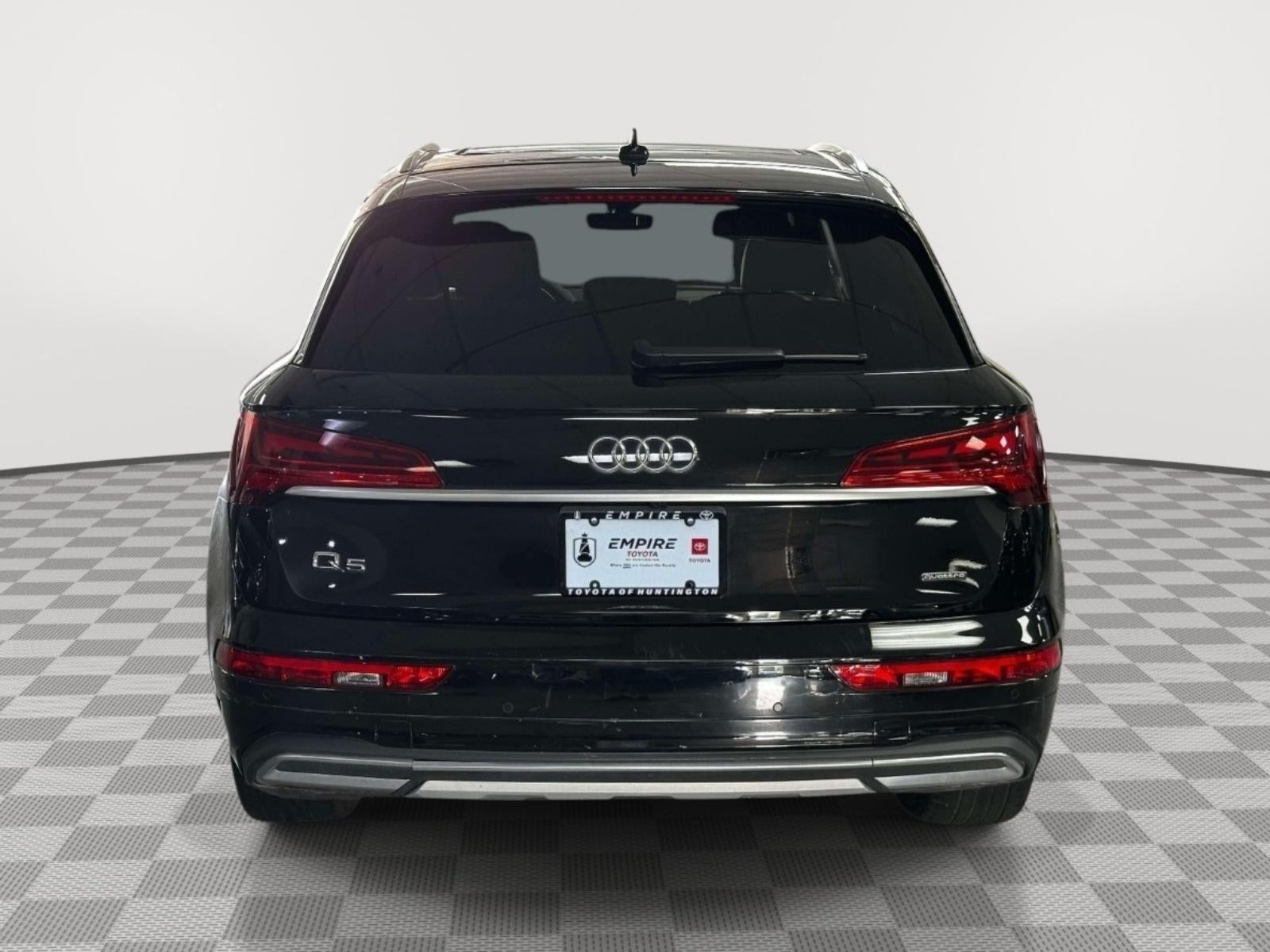 2023 Audi Q5 Premium 40 TFSI quattro S tronic