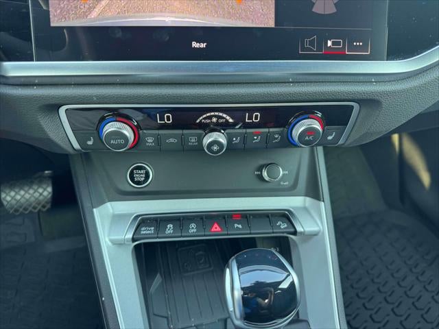 2024 Audi Q3 Premium 40 TFSI quattro Tiptronic