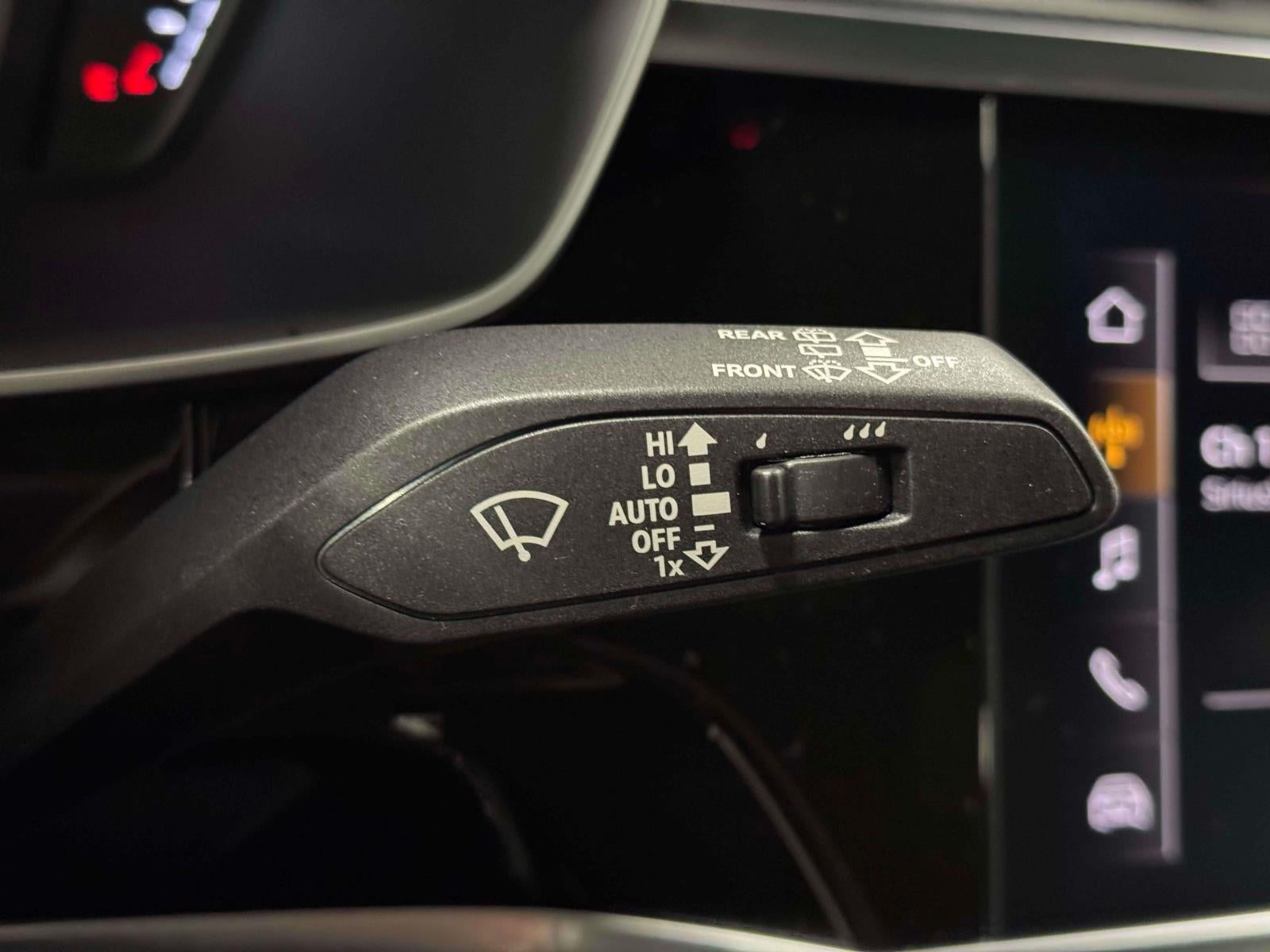 2024 Audi Q3 Premium Plus 45 TFSI S line quattro Tiptronic