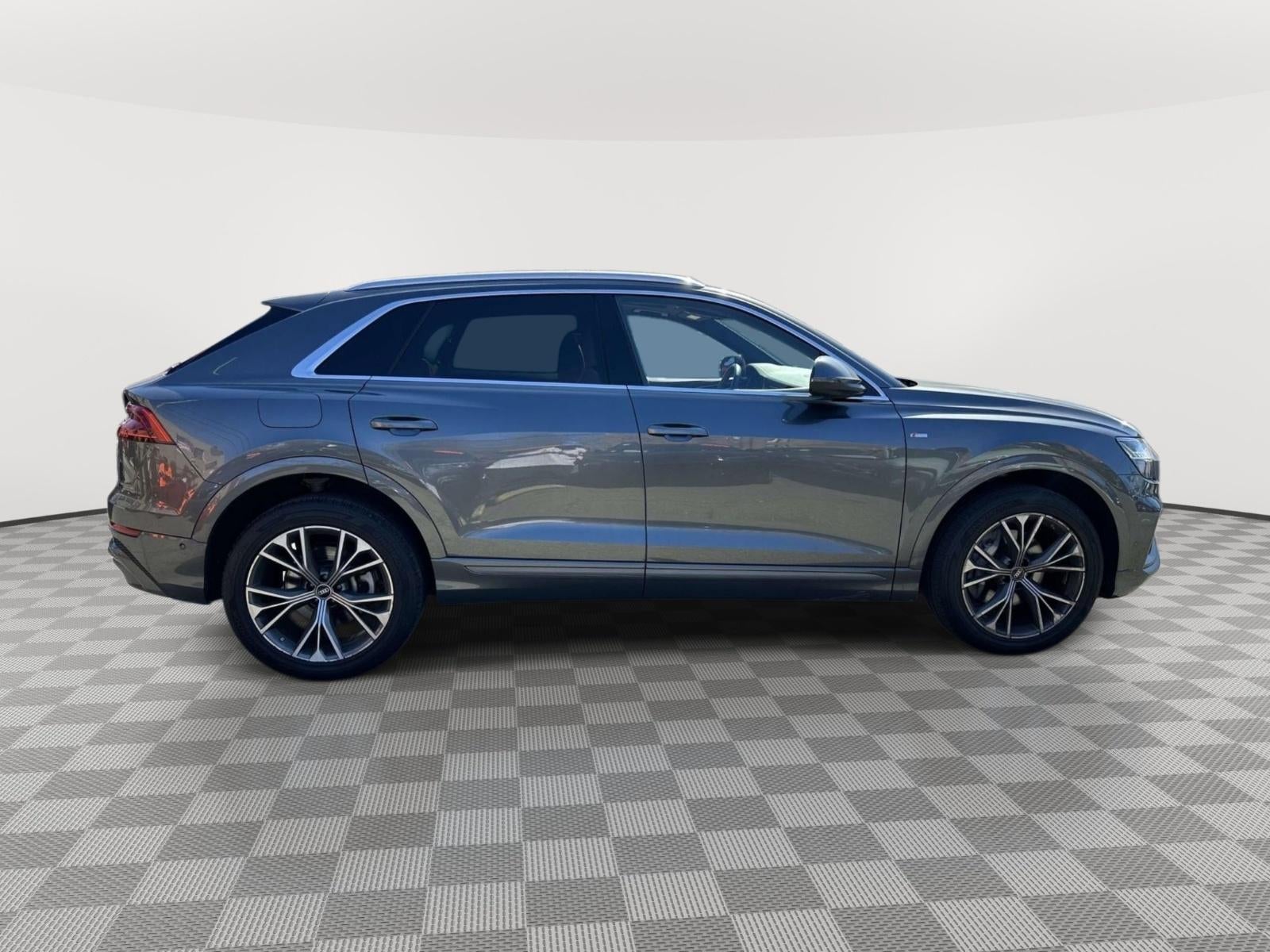 2023 Audi Q8 Premium Plus 55 TFSI quattro Tiptronic