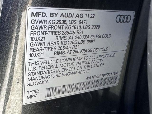 2023 Audi Q8 Premium Plus 55 TFSI quattro Tiptronic